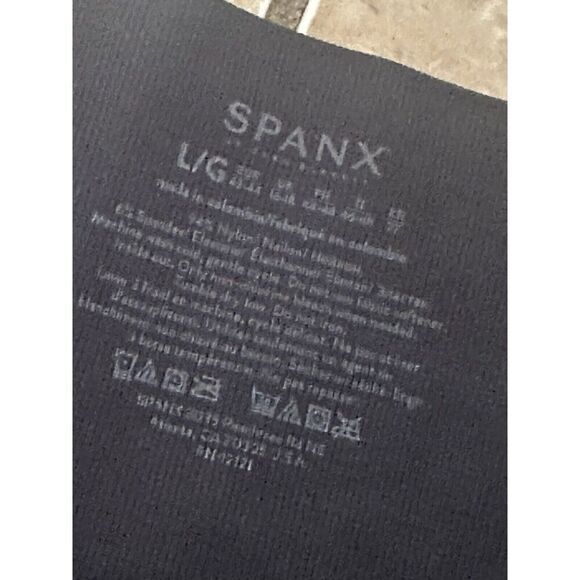 NWT Spanx L High Waisted Bike Shorts Camouflage - Picture 4 of 5